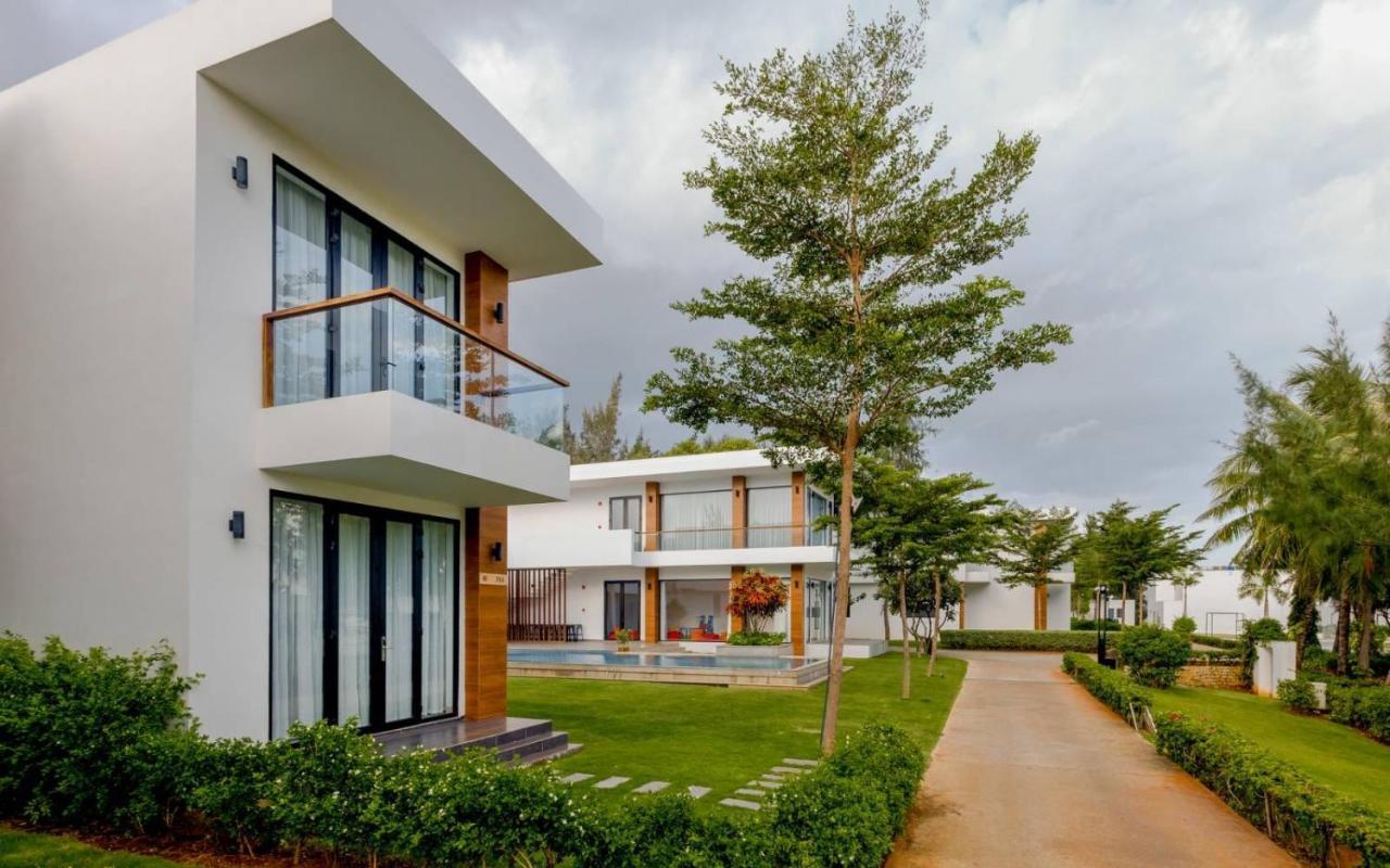 Biet Thu Mat Tien Bien Saint Simeon Resort ブンタオ エクステリア 写真