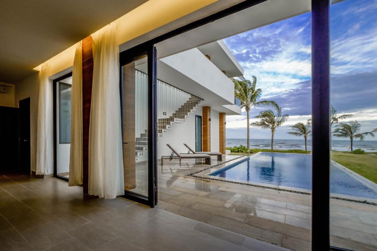 Biet Thu Mat Tien Bien Saint Simeon Resort ブンタオ エクステリア 写真