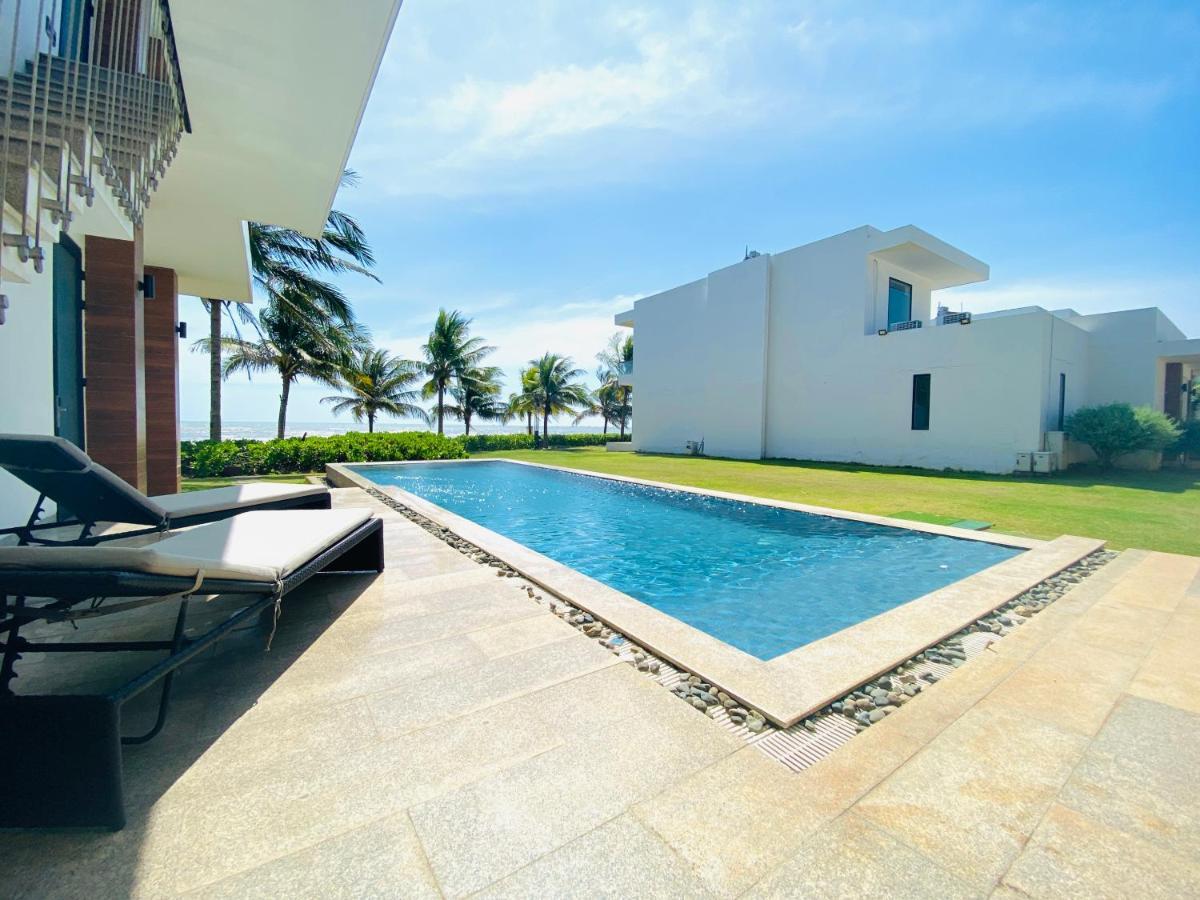 Biet Thu Mat Tien Bien Saint Simeon Resort ブンタオ エクステリア 写真